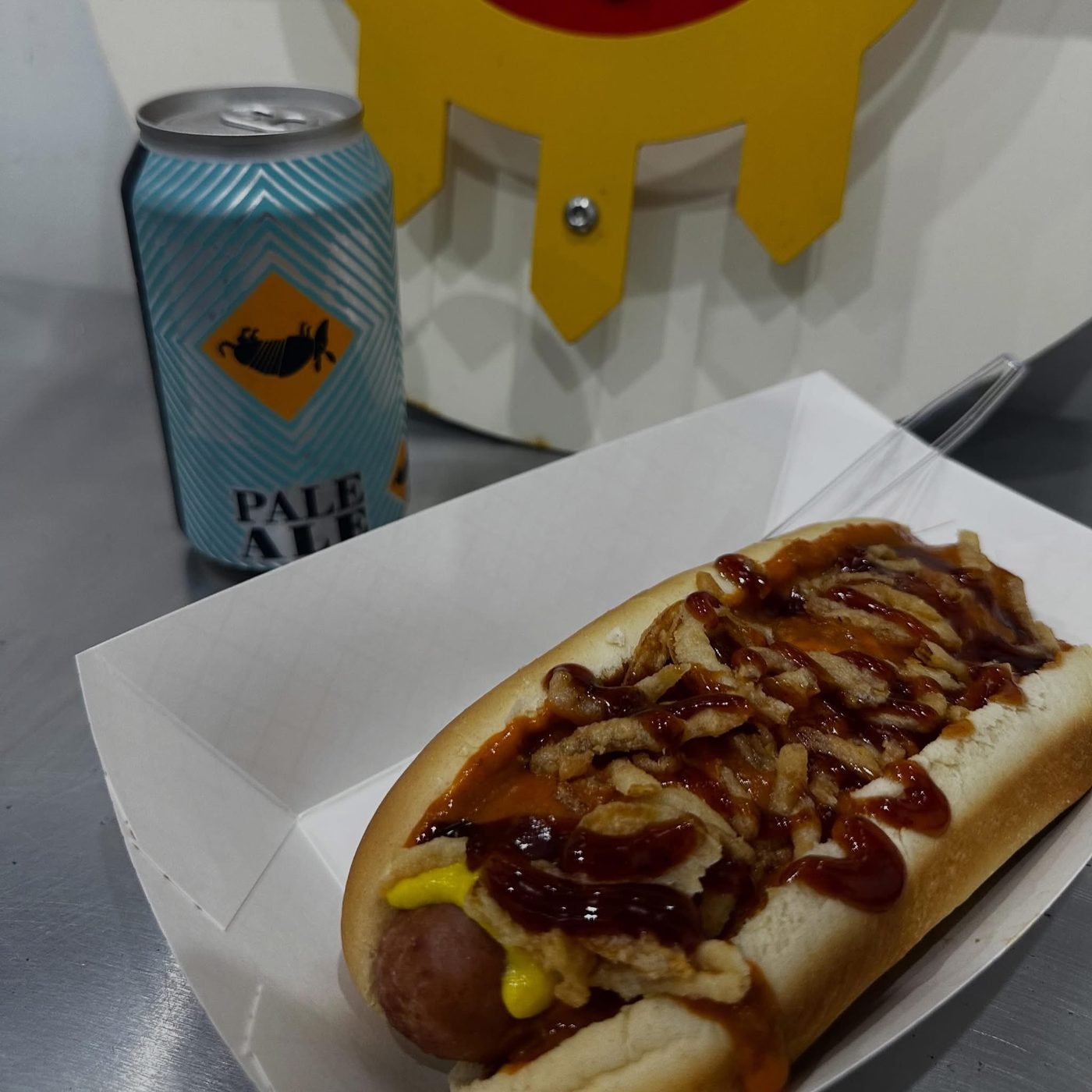 Daily Dog hot dog with chips and drink